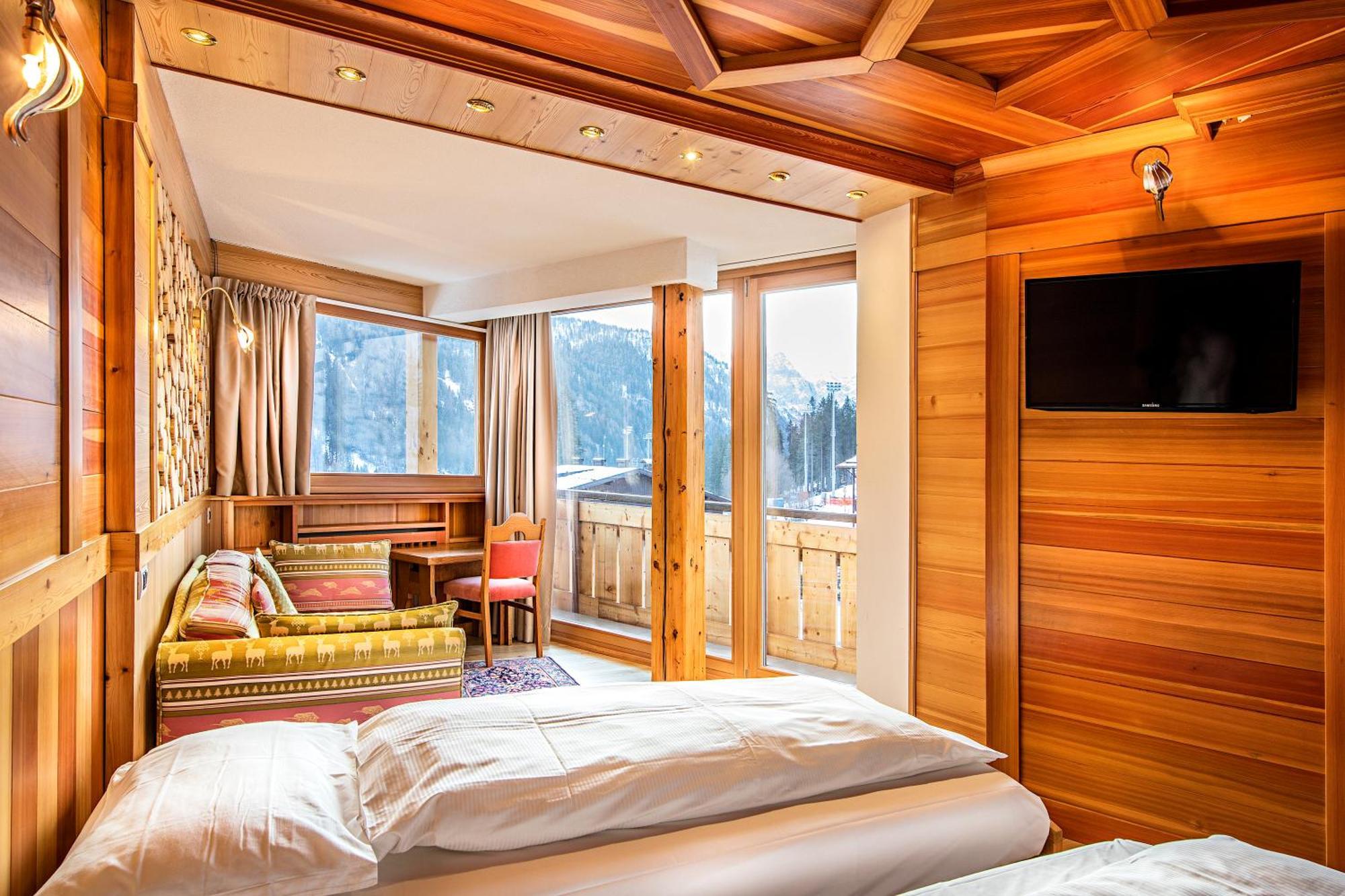 Hotel Dahu Мадонна-ді-Кампільйо Екстер'єр фото