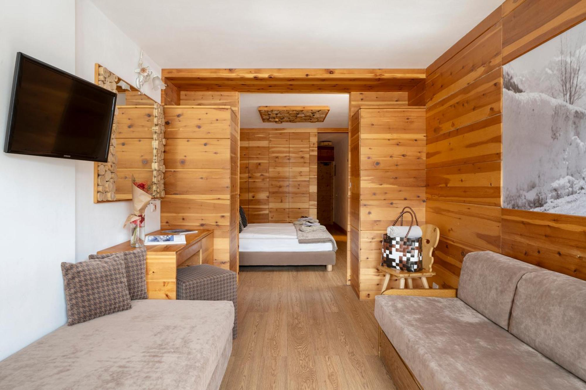 Hotel Dahu Мадонна-ді-Кампільйо Екстер'єр фото